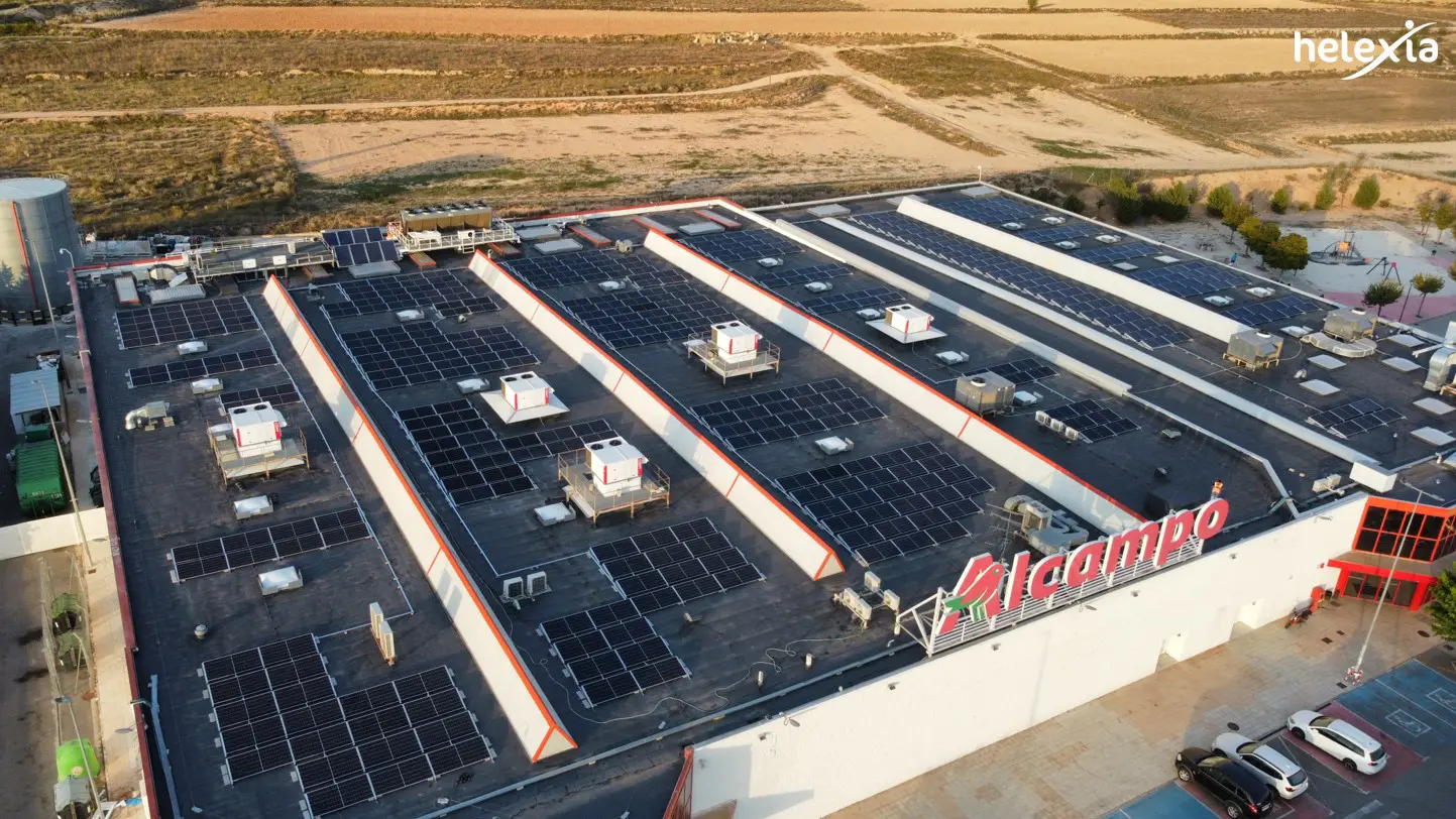 Alcampo y Helexia ponen en marcha dos plantas fotovoltaicas en Aranda de Duero y Teruel